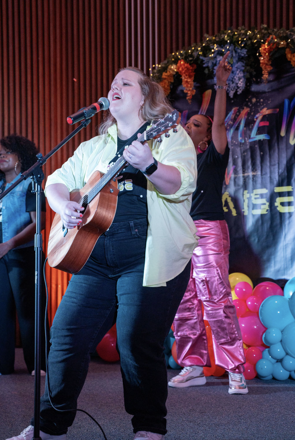 LaToya LaVise singing